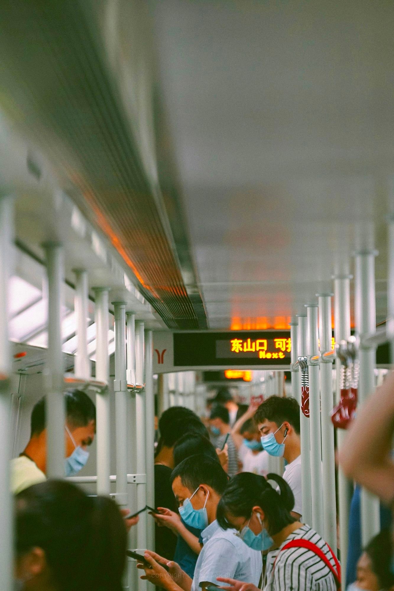 How China Subway 5G Is Faster Than Your Home Internet (While London Underground & NYC Subway Is Lagging & You Still Need To Search For Bars) by Tech Is The Culture