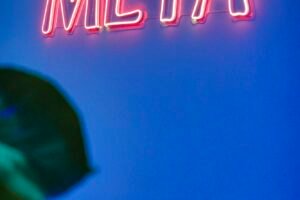 Meta Smart Glasses Used In Digital Crimes Cyber-Stalking & Fraud Tech Is The Culture