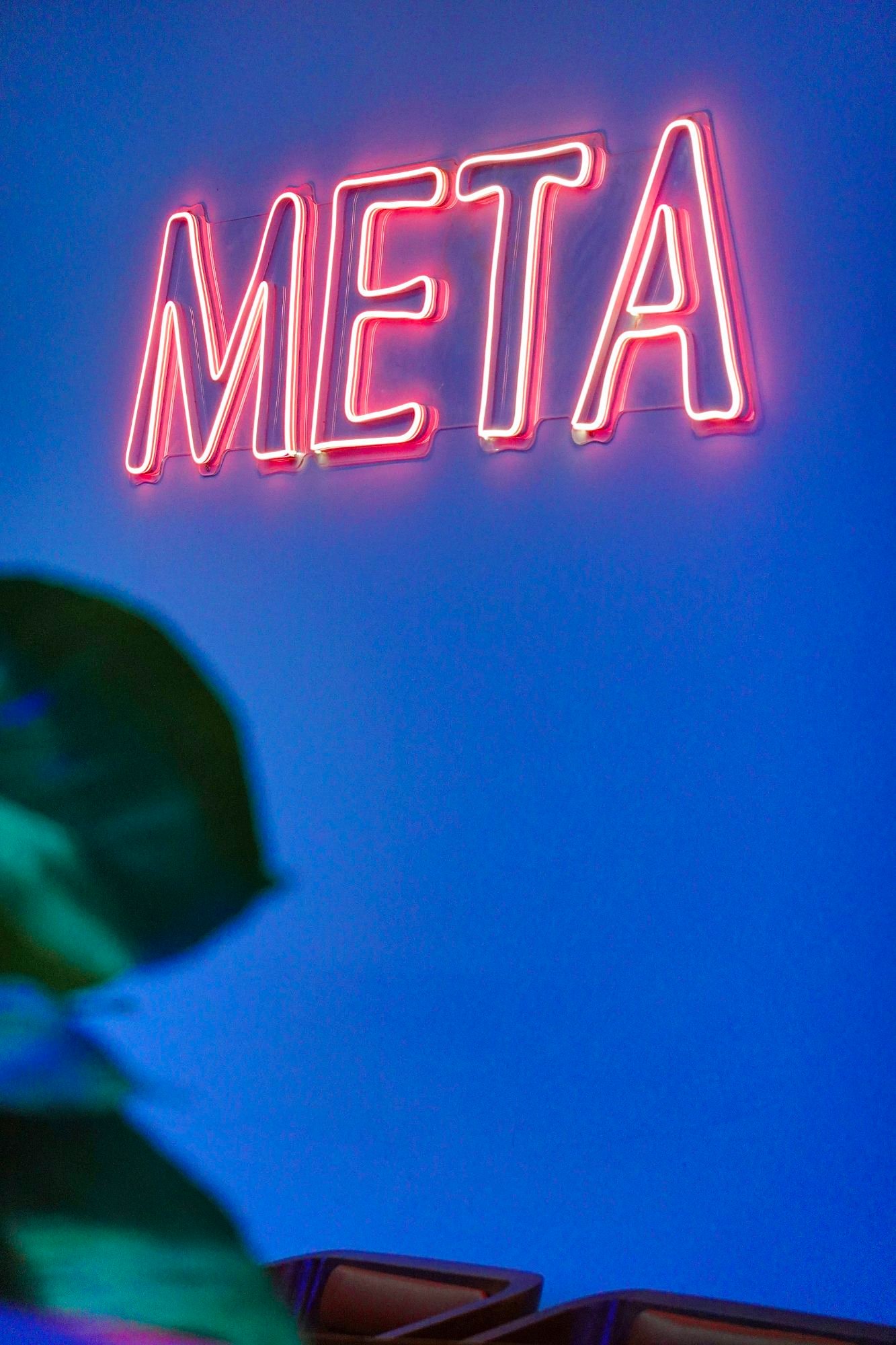 Meta Smart Glasses Used In Digital Crimes Cyber-Stalking & Fraud Tech Is The Culture